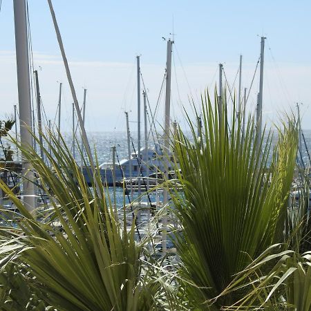 Hippocampe F2 Apartment Frejus Exterior photo